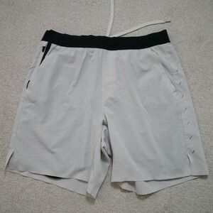 Ten Thousand 7" The Interval Short Large